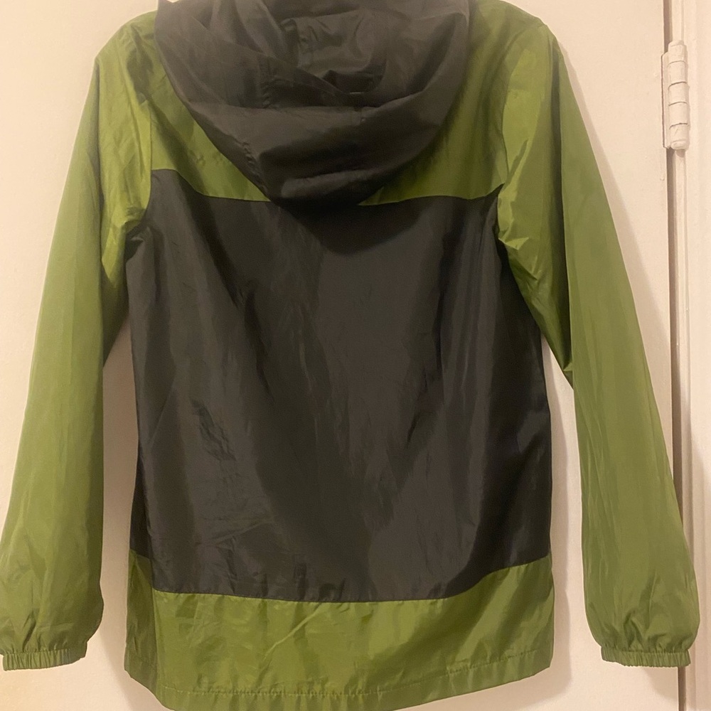Cat & Jack Green and Black Kids Jacket Windbreaker - Picture 4 of 6